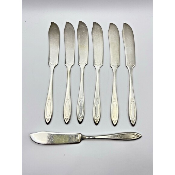 Vintage Oneida Silver Adam Silverplated Butter Knives lot of 7 Community - Picture 1 of 3